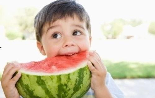 娱乐吃瓜趣闻小说,娱乐圈那些鲜为人知的吃瓜趣事